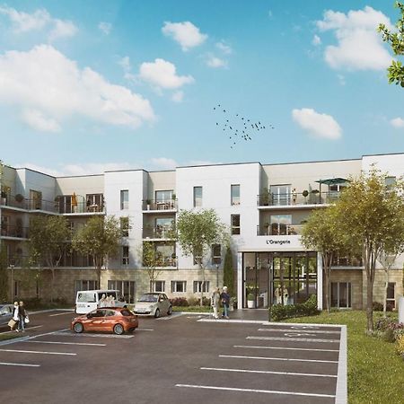 Aparthotel Domitys L'Orangerie Sens Esterno foto