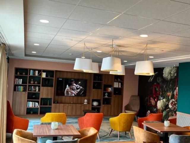 Aparthotel Domitys L'Orangerie Sens Esterno foto