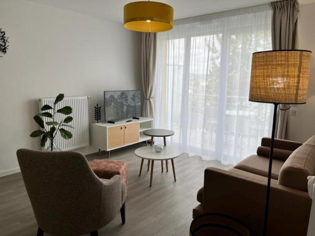 Aparthotel Domitys L'Orangerie Sens Esterno foto