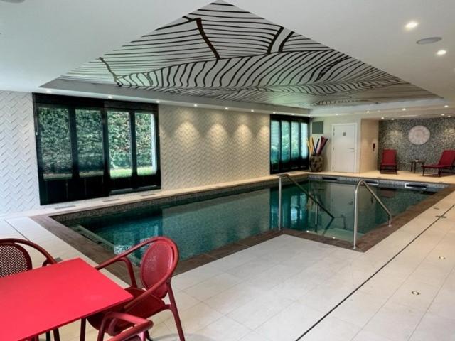 Aparthotel Domitys L'Orangerie Sens Esterno foto